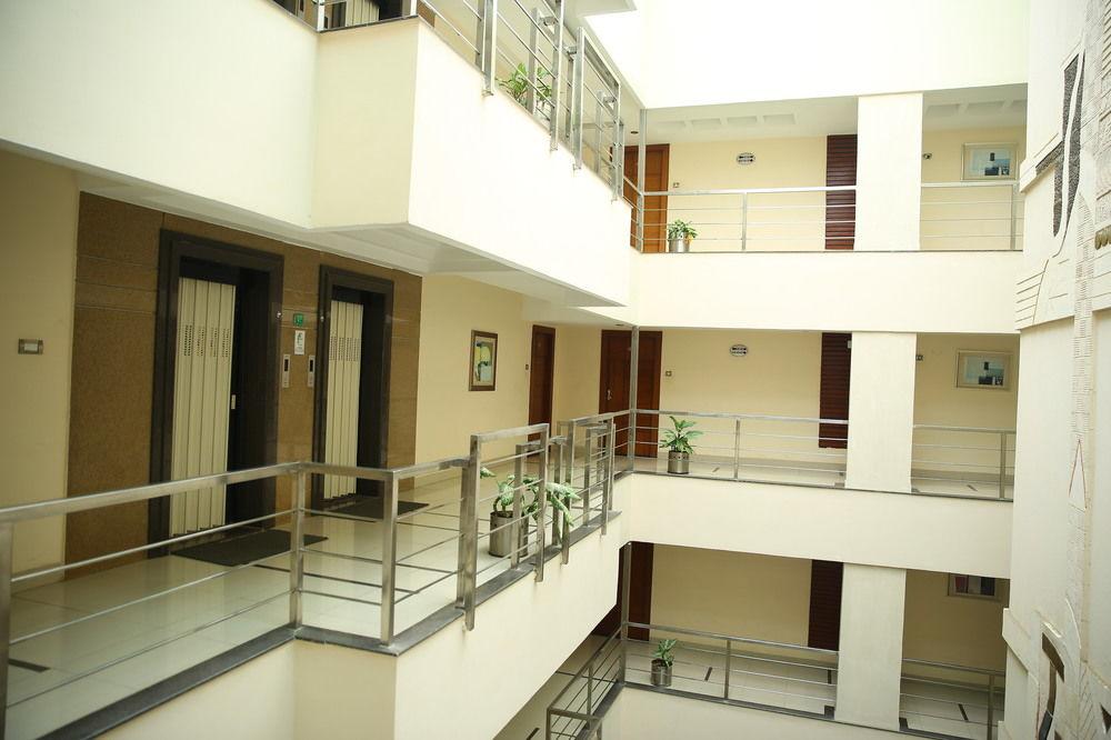 Oyo Townhouse 9 Hitech City Hyderabad Esterno foto