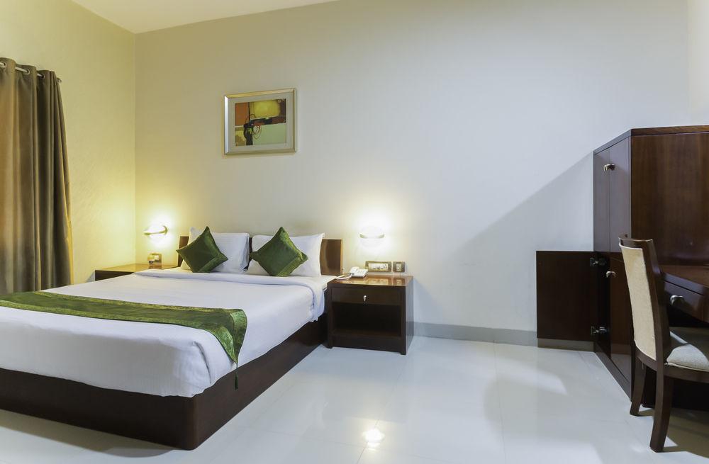 Oyo Townhouse 9 Hitech City Hyderabad Esterno foto