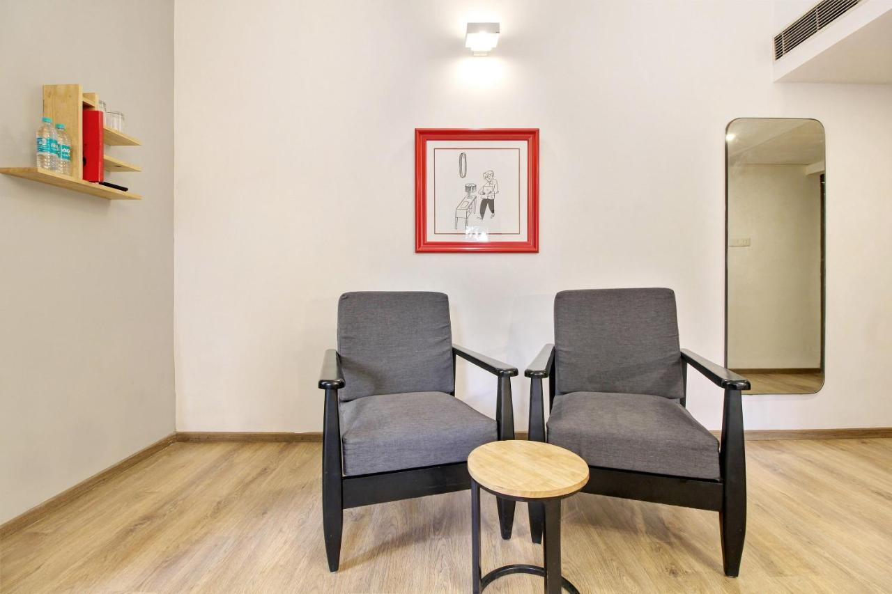 Oyo Townhouse 9 Hitech City Hyderabad Esterno foto