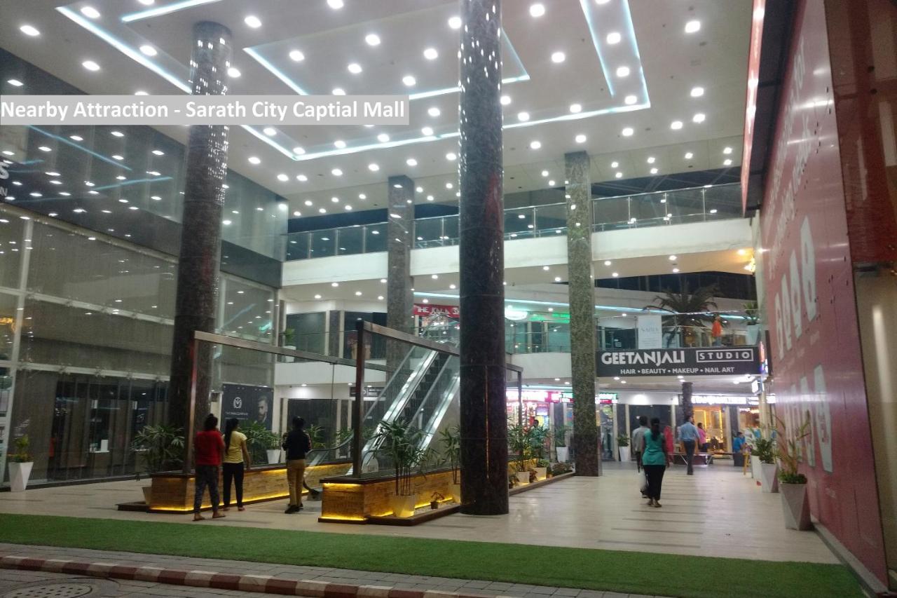 Oyo Townhouse 9 Hitech City Hyderabad Esterno foto